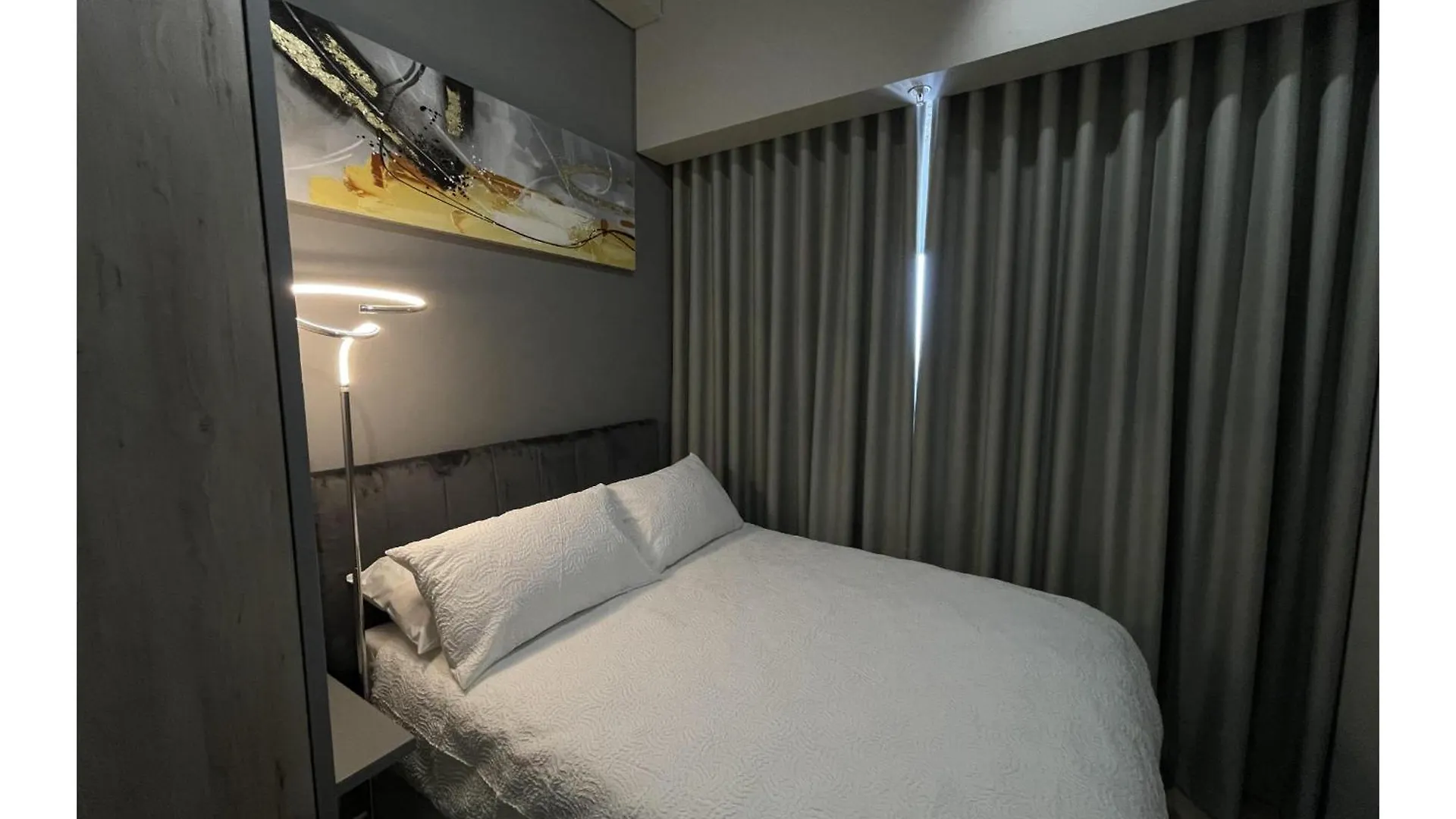 Aparthotel Chic Deluxe Studio At Thibault Square Cape Town