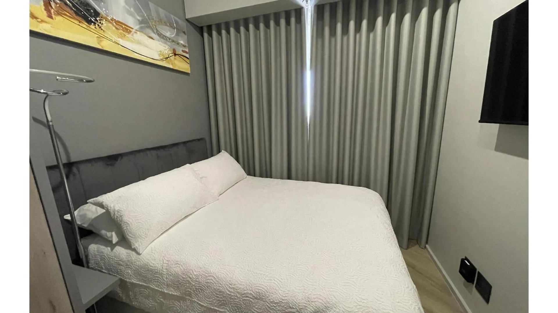 Chic Deluxe Studio At Thibault Square Cape Town