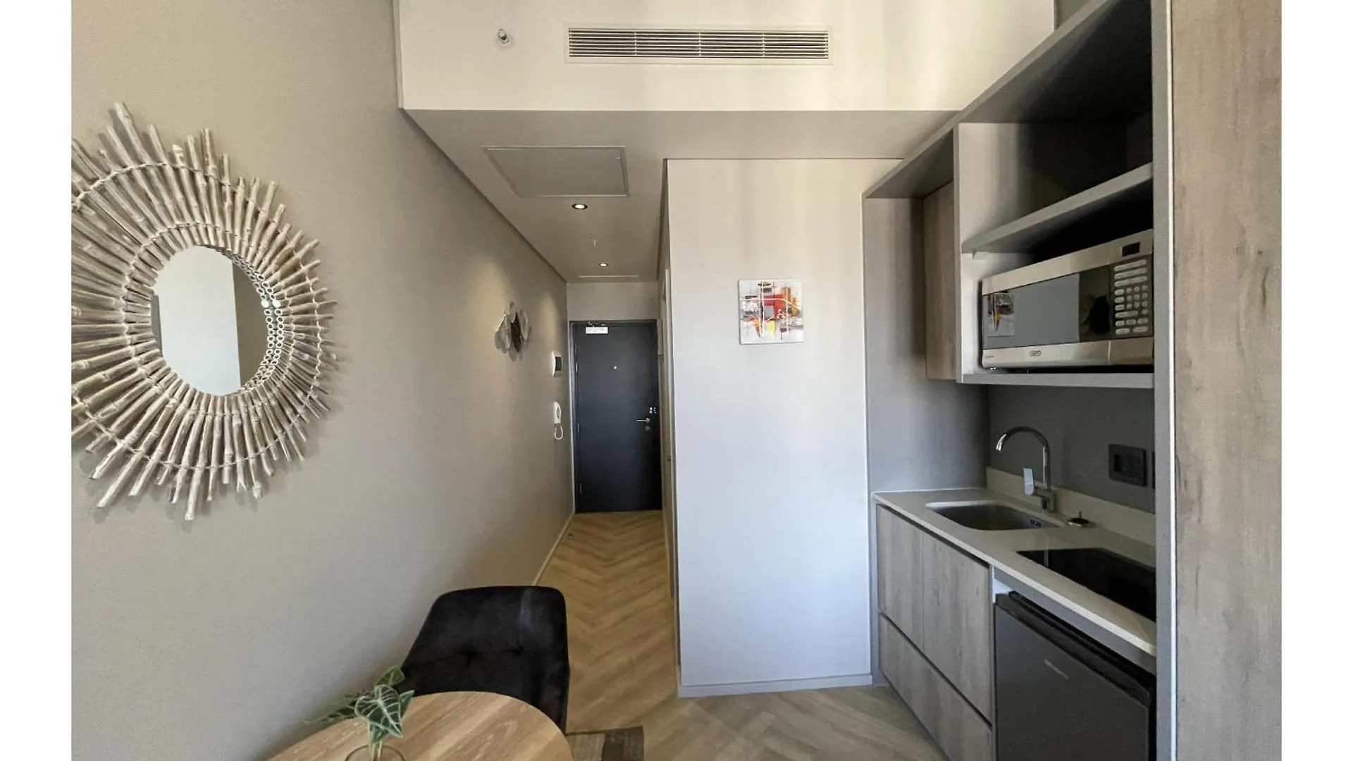 Chic Deluxe Studio At Thibault Square Cape Town 0*,